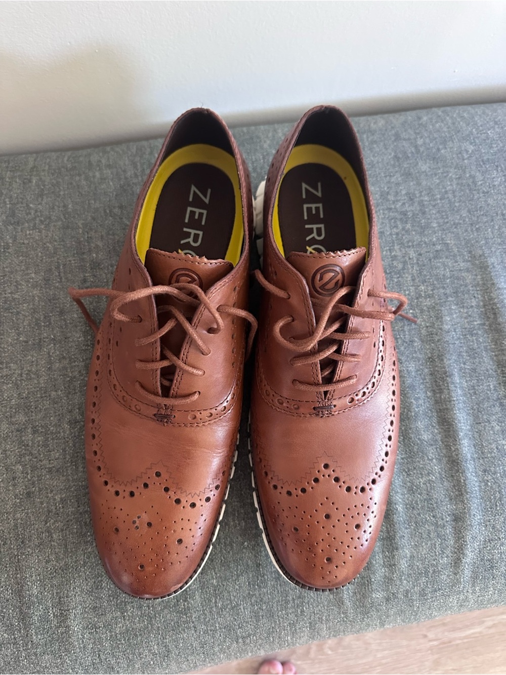 COLE HAAN Zerogrand Wingtip Oxford Shoes Men's Size 11 British Tan - Picture 2 of 5